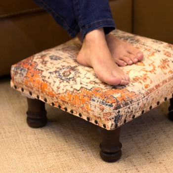 Puff Quadrado em Tecido com Estampa Digital Laranja/Azul A22xC39xL39 cm