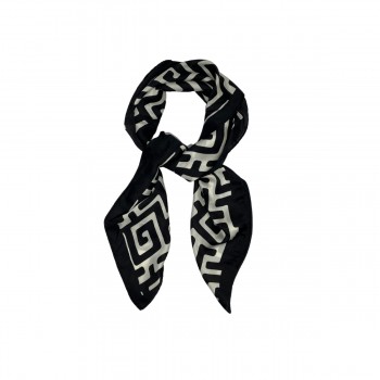 XALE GEOMETRICO BLACK E KORA 100% POLIESTER 70 X 70 CM